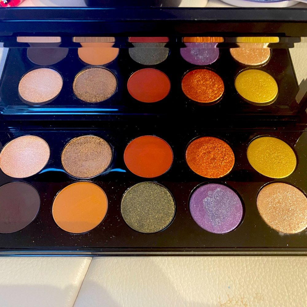 Pat McGrath mothership vi midnight sun eyeshadow palette